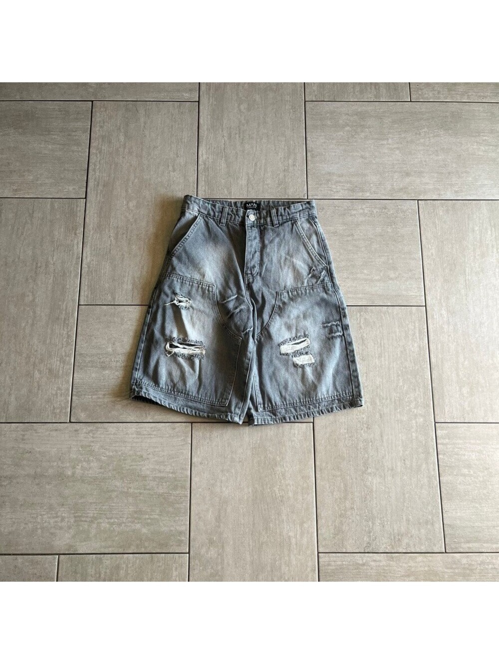 BoohooMAN Distressed Gray Denim Shorts Size 28 Relaxed Fit